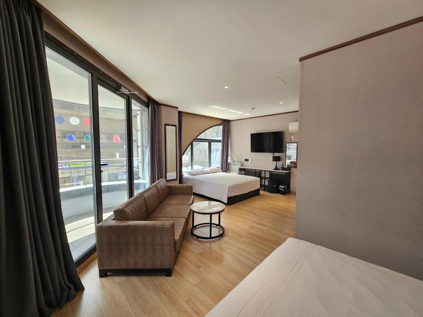 Sunland Hotel Jeju Exterior photo