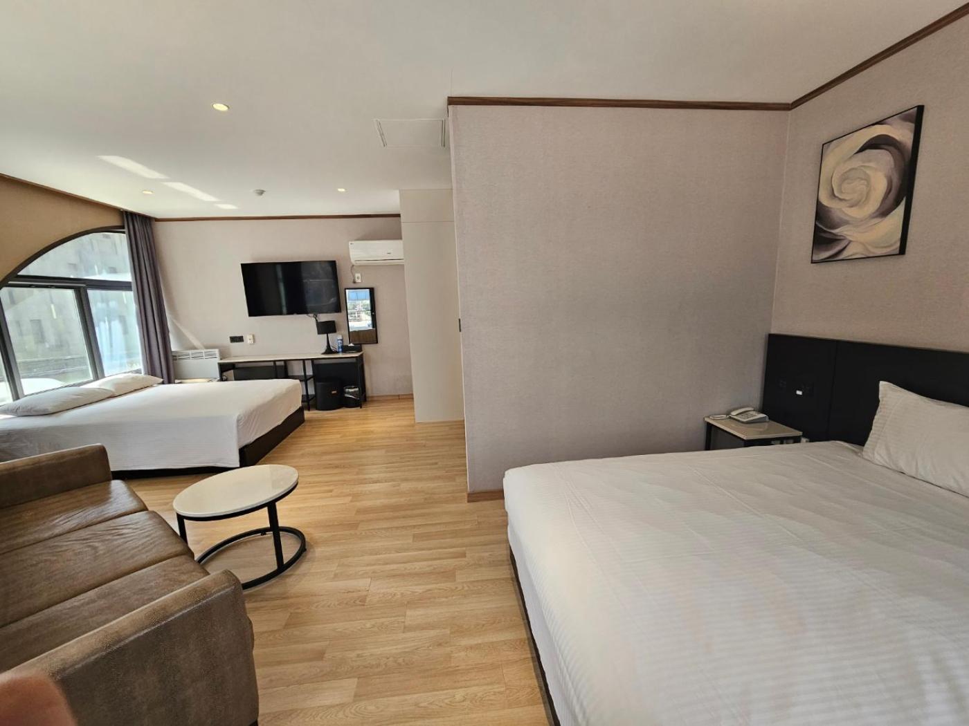 Sunland Hotel Jeju Exterior photo